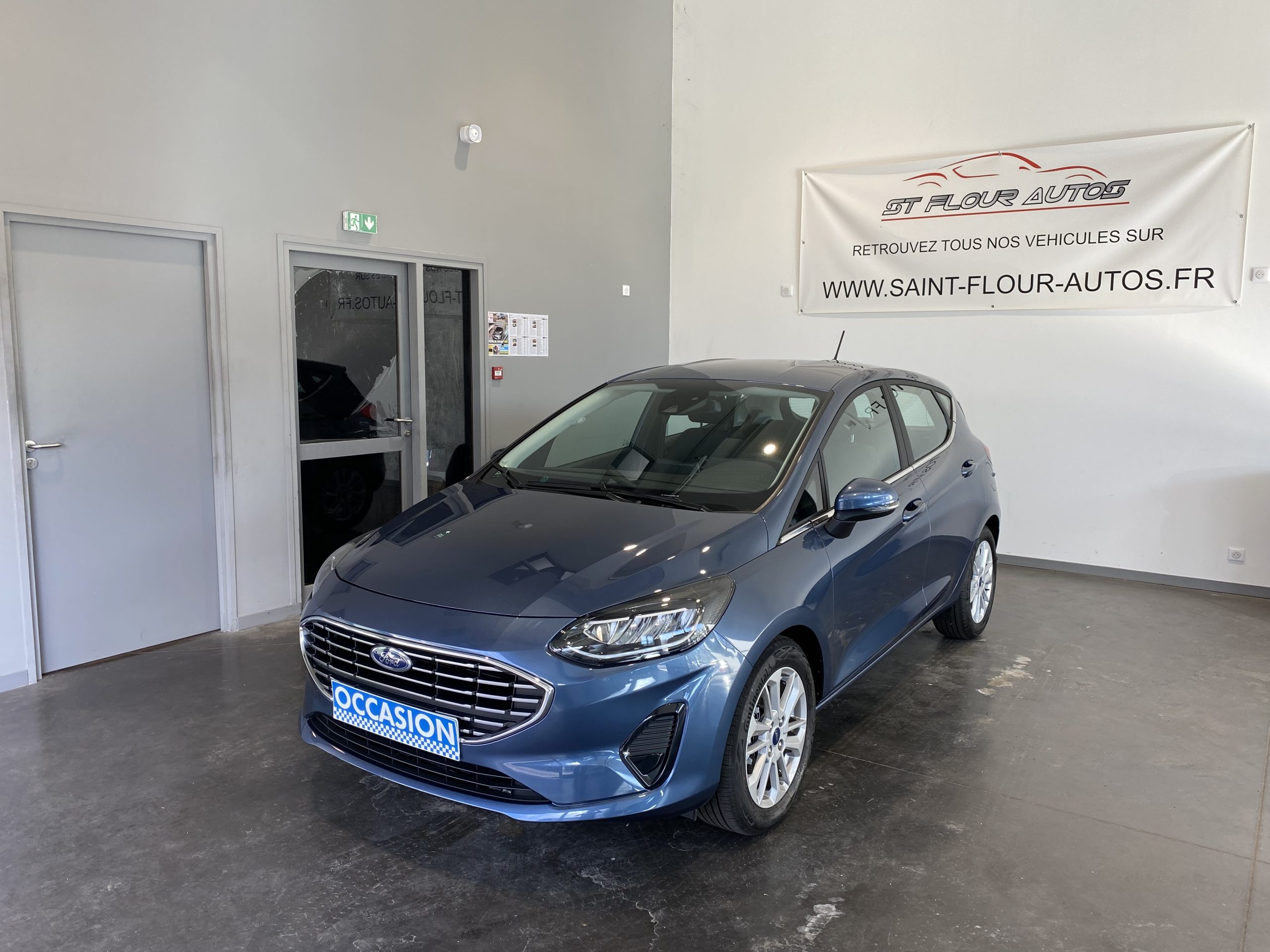 Ford fiesta titanium business 1.0 flexifuel 95 ch ethanol neuve Saintflour autos