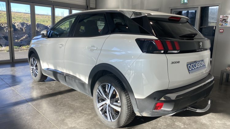 Peugeot 3008 allure 1.5 bhdi 131 ch